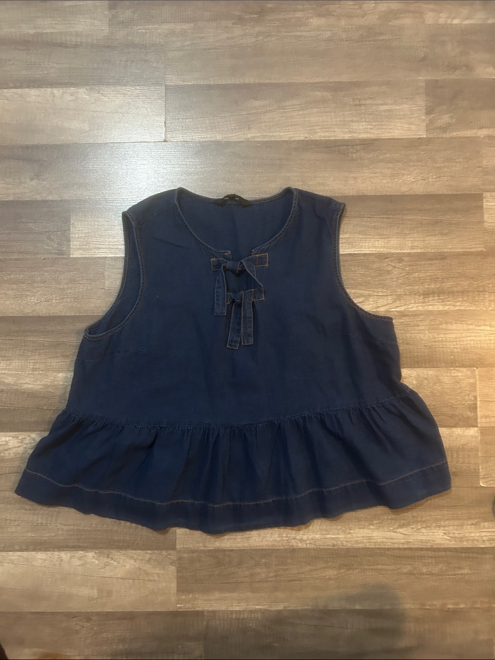 Velvet Heart Women’s Top Dark Denim 100 % Cotton Sleeveless Ruffle-Hem Peplum XL